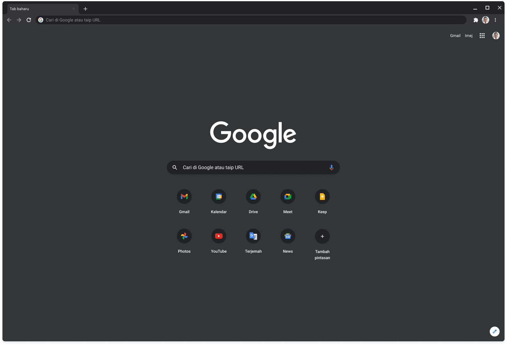 Tetingkap penyemak imbas Chrome dalam mod gelap yang memaparkan Google.com.